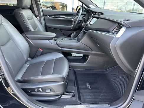 Certified 2025 Cadillac XT5 Premium Luxury w/ Technology Package AWD/4WD image 53
