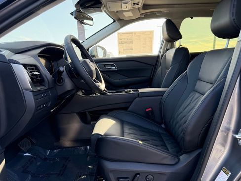 New 2026 Nissan Rogue Platinum w/ Platinum Premium Package image 11