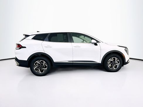Used 2025 Kia Sportage LX image 10