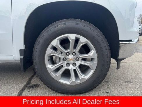 New 2026 Chevrolet Silverado 1500 LTZ w/ LTZ Premium Package AWD/4WD image 21