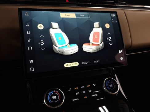 Used 2023 Land Rover Range Rover Sport SE image 32