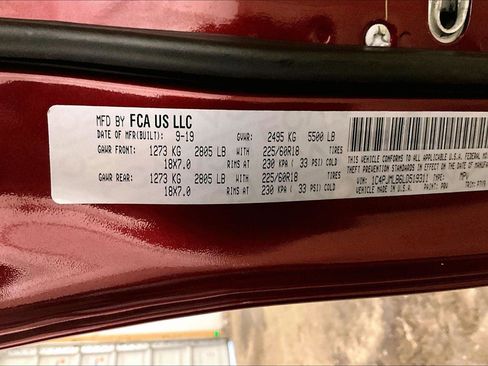 Used 2020 Jeep Cherokee Latitude Plus image 33