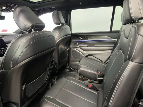 Used 2023 Jeep Grand Cherokee L Overland w/ Trailer Tow Group (B) image 28