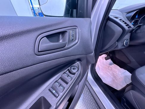 Used 2018 Ford Escape S FWD image 12