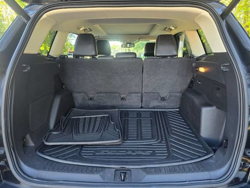 Used 2015 Ford Escape Titanium w/ Equipment Group 301A AWD/4WD image 17