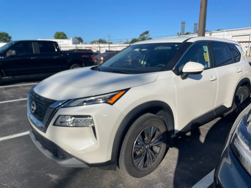Used 2023 Nissan Rogue SV AWD/4WD image 1