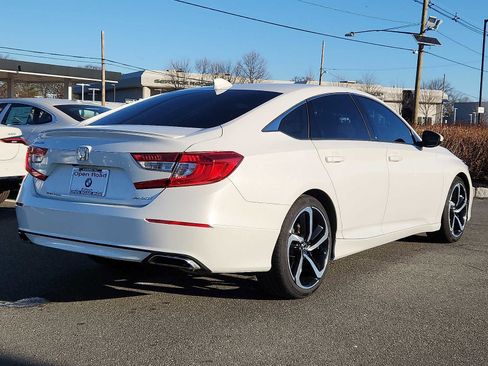 Used 2019 Honda Accord Sport image 6