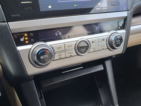 Used 2015 Subaru Outback 3.6R Limited image 18