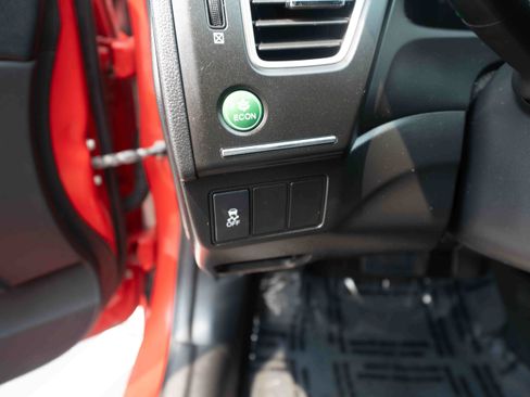 Used 2015 Honda Civic LX image 11