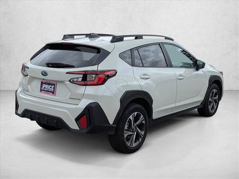 Used 2025 Subaru Crosstrek 2.5i Premium AWD/4WD image 5