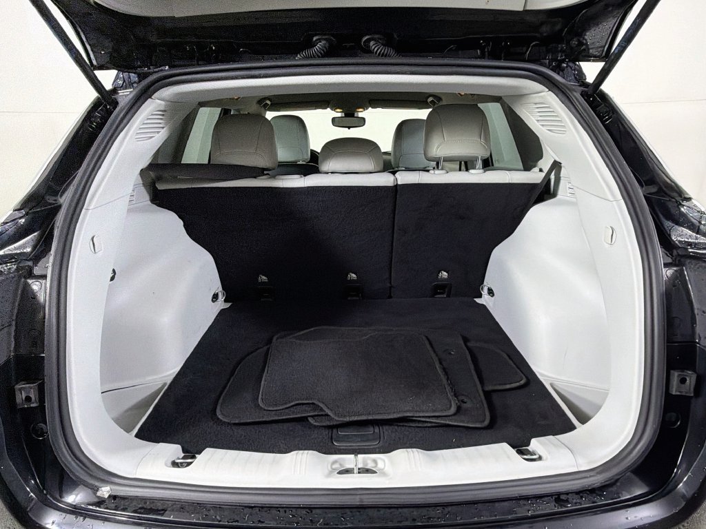 Used 2020 Jeep Compass Latitude FWD image 26