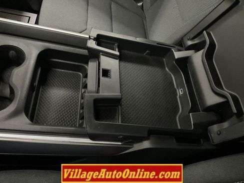 Used 2023 RAM 1500 Big Horn AWD/4WD image 24