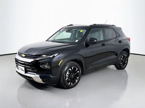 Used 2022 Chevrolet TrailBlazer LT w/ Convenience Package image 4