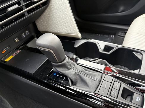 Used 2026 Toyota Camry XLE w/ Premium Plus Package image 21