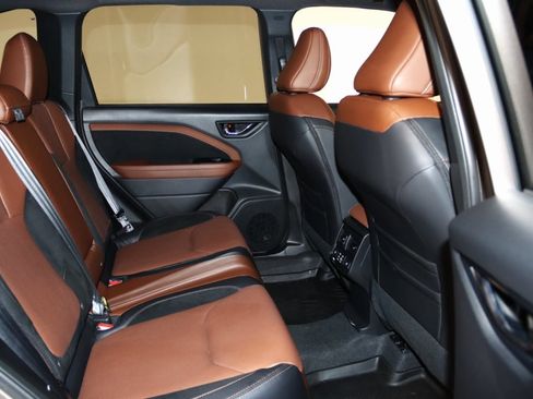 Used 2025 Subaru Forester Touring image 63