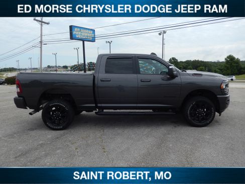 Used 2024 RAM 2500 Big Horn w/ Night Edition AWD/4WD image 7