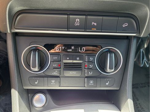 Used 2017 Audi Q3 2.0T Premium w/ Convenience Package AWD/4WD image 28