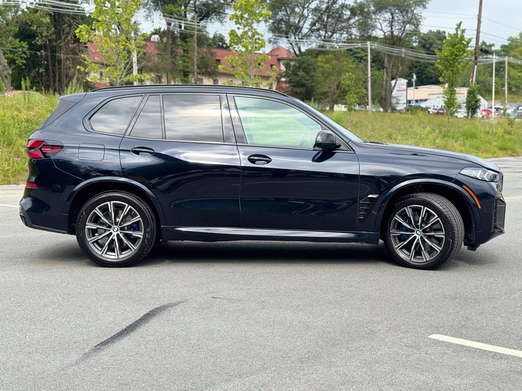 Certified 2024 BMW X5 M60i AWD/4WD image 7
