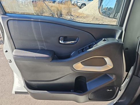 Used 2024 Nissan Frontier SV w/ SV Convenience Package image 27