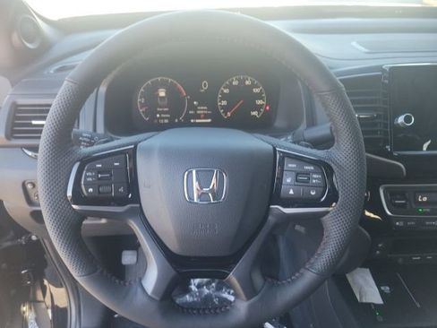 New 2026 Honda Ridgeline Black Edition image 17