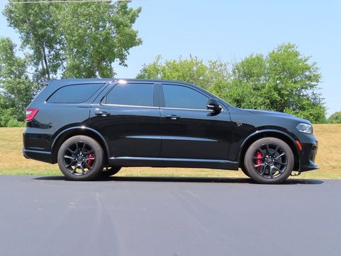 Used 2021 Dodge Durango SRT Hellcat w/ Premium Interior Group AWD/4WD image 2
