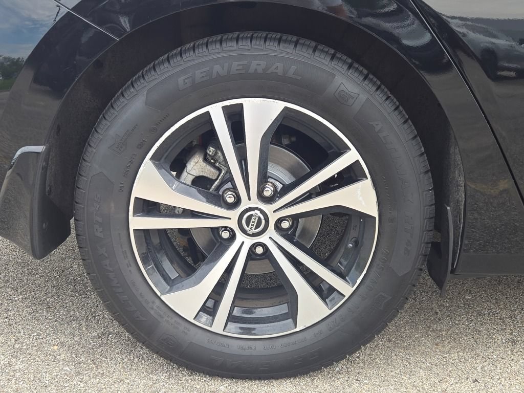 Used 2023 Nissan Sentra SV w/ All-Weather Package FWD image 10