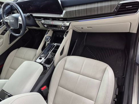 Used 2025 Kia Telluride SX w/ SX Captain's Chair Package AWD/4WD image 30