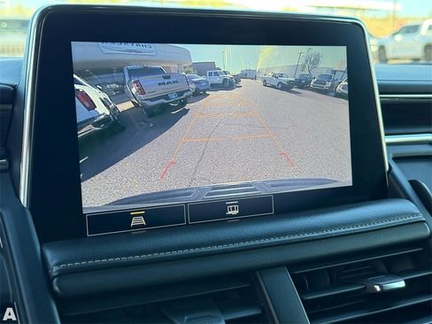 Used 2021 GMC Yukon XL SLT image 21