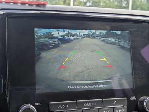 Used 2022 Nissan Frontier SV w/ Technology Package AWD/4WD image 27