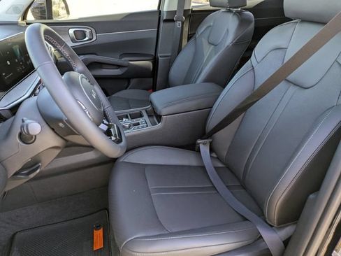 Certified 2025 Kia Sorento X-Line EX AWD/4WD image 26