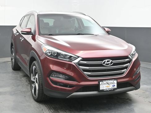 Used 2016 Hyundai Tucson Limited FWD image 2
