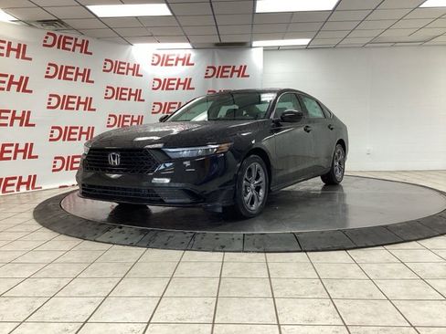 New 2026 Honda Accord EX-L image 3