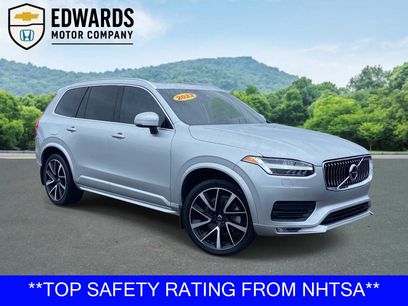 Used 2022 Volvo XC90 T6 Momentum w/ Advanced Package