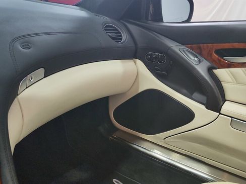 Used 2009 Mercedes-Benz SL 63 AMG image 21