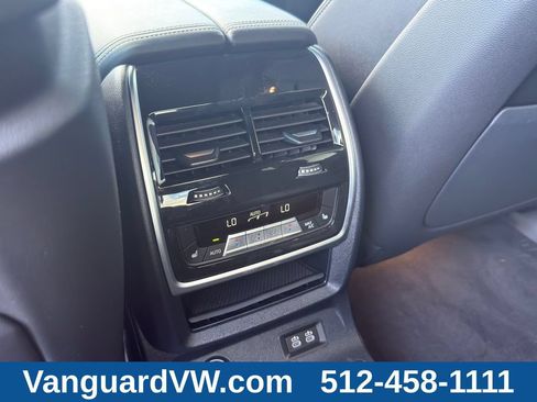 Used 2023 BMW X7 xDrive40i w/ Premium Package AWD/4WD image 22