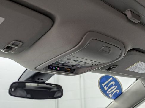 Used 2021 Buick Enclave Premium w/ Sun and Sites Package AWD/4WD image 32