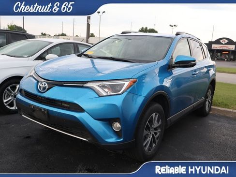 Used 2016 Toyota RAV4 XLE AWD/4WD image 12