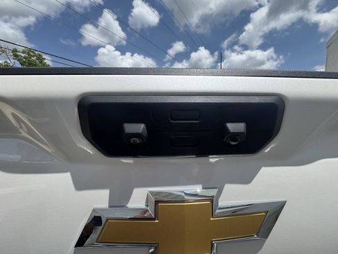 Used 2025 Chevrolet Silverado 2500 High Country w/ Technology Package AWD/4WD image 27