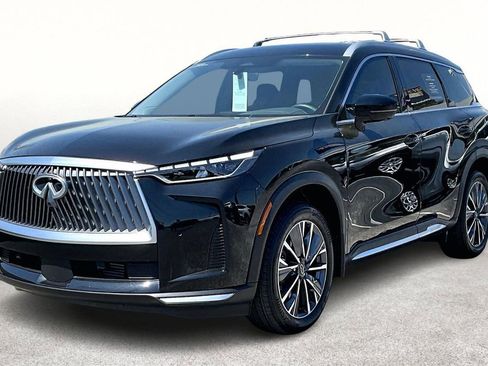 Certified 2026 INFINITI QX60 Luxe w/ Family Package FWD image 16