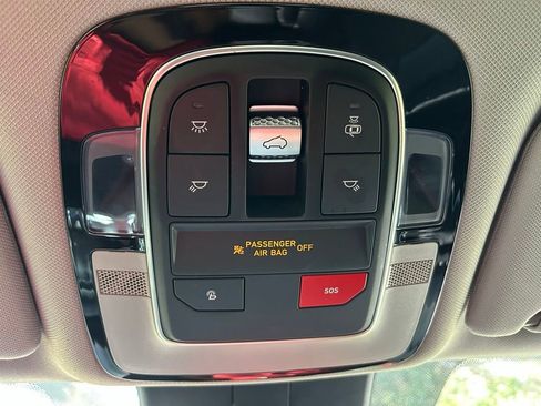 Used 2023 Hyundai Santa Fe SEL w/ Premium Package AWD/4WD image 29