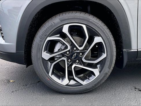 New 2026 Chevrolet Trax RS w/ Driver Confidence Package image 12