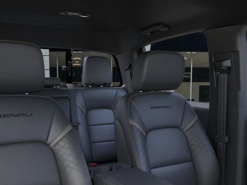 New 2026 GMC Canyon Denali image 24