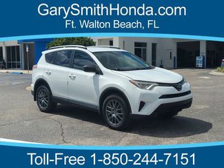 Used 2017 Toyota RAV4 LE FWD video 1