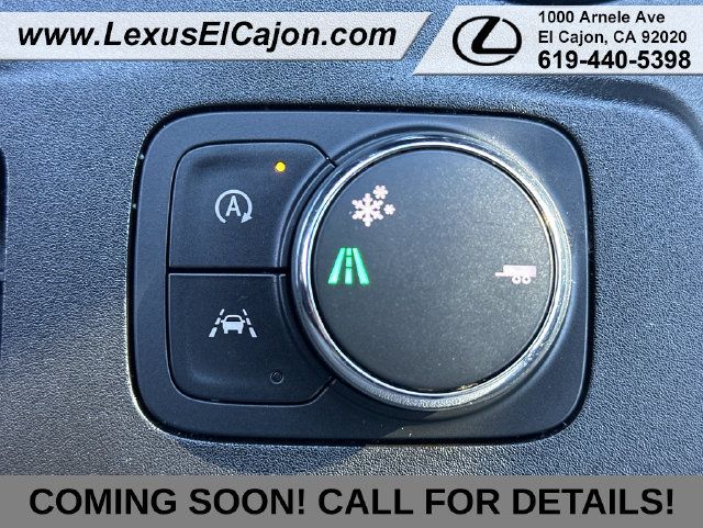 Used 2022 Chevrolet Traverse RS w/ LPO, Cargo Package FWD image 31