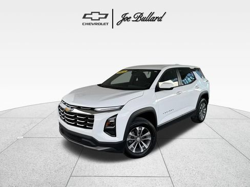 Used 2025 Chevrolet Equinox LT image 1