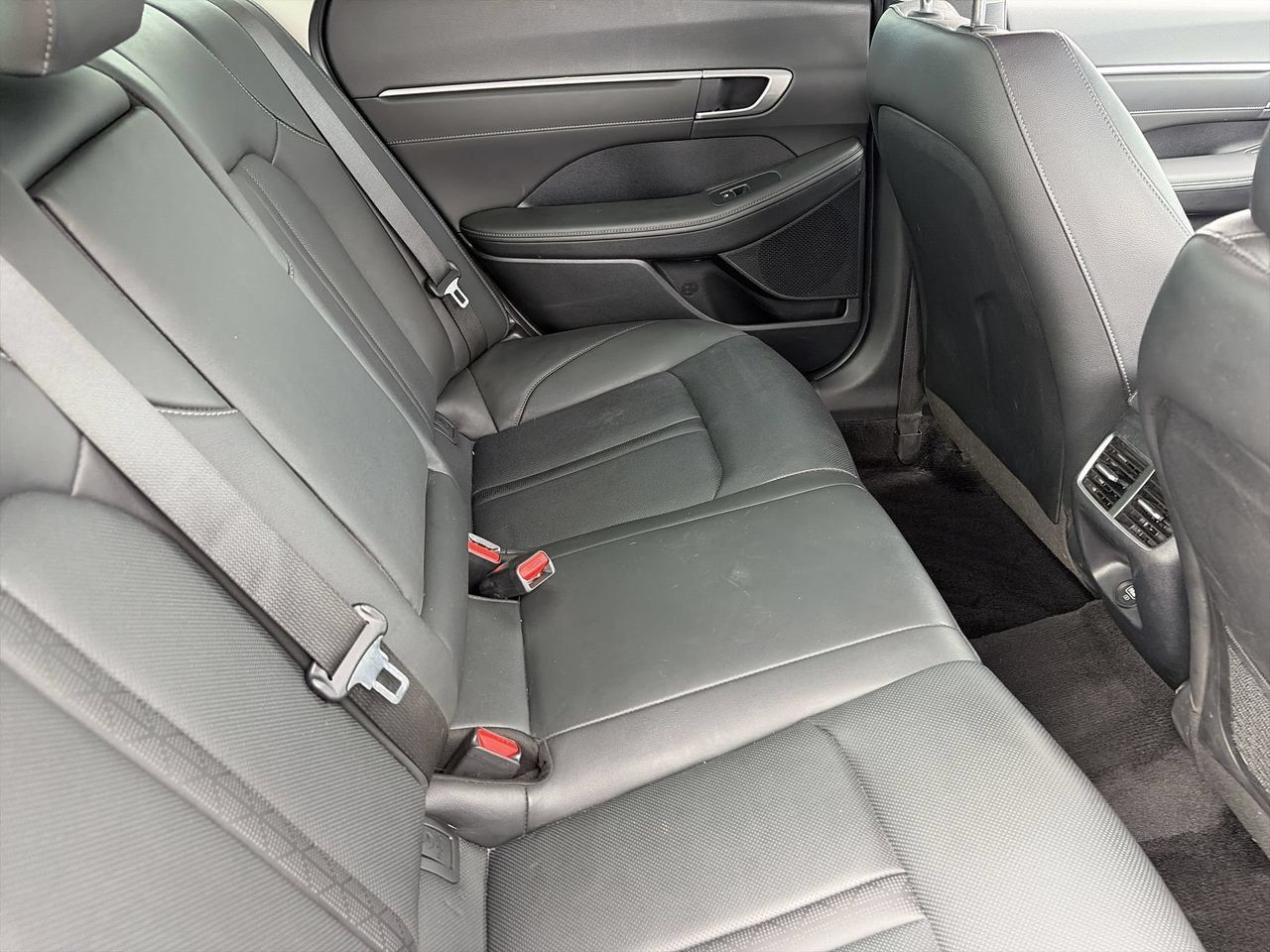 Certified 2023 Hyundai Sonata Limited FWD image 12