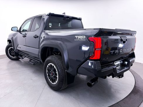 Used 2024 Toyota Tacoma TRD Off-Road AWD/4WD image 4