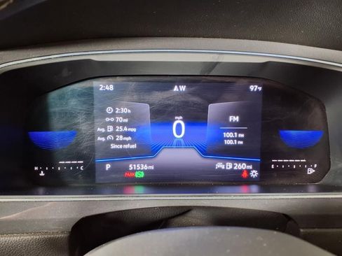 Used 2022 Volkswagen Tiguan SE image 28