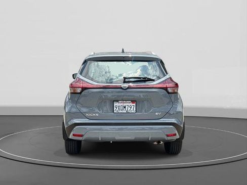 Used 2024 Nissan Kicks SV FWD image 6