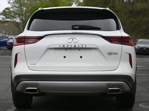 Used 2023 INFINITI QX50 Luxe AWD/4WD image 5